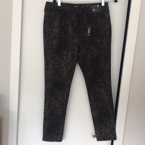 Express Metallic Reptile Print Skinny Jean, Size 10R - Picture 3 of 3